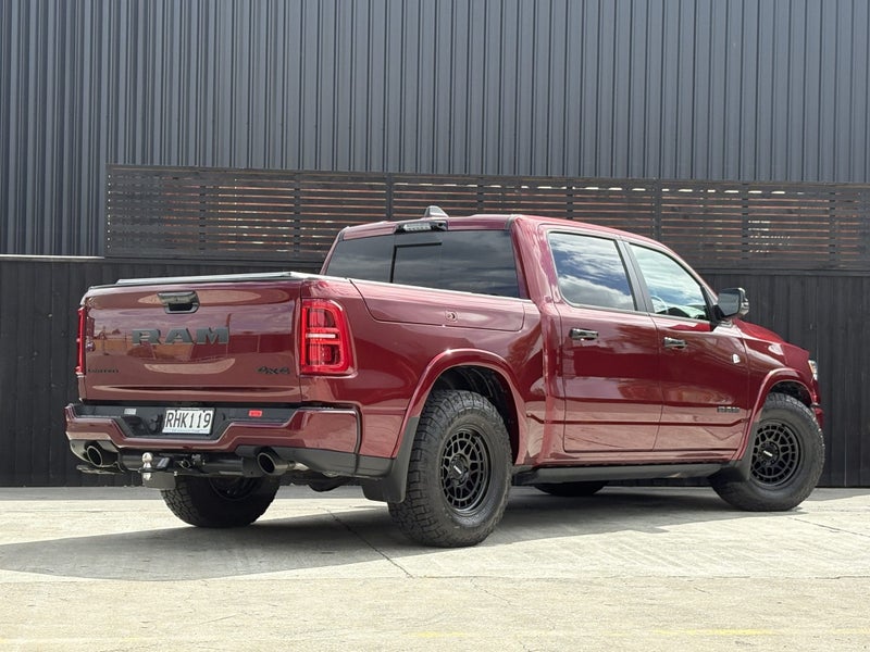 2025 Ram 1500 Limited Hurricane image 3