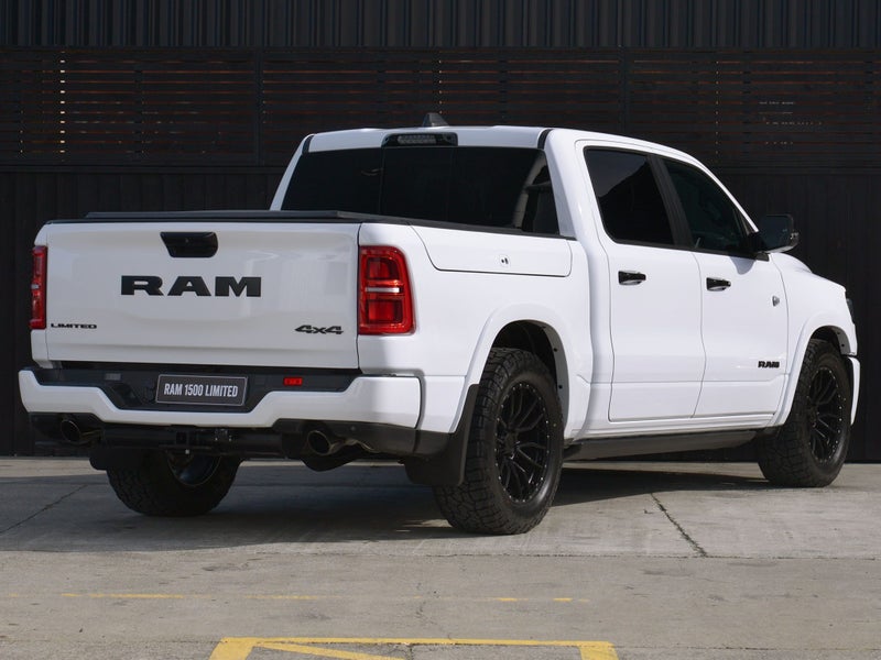 2025 Ram 1500 Limited Hurricane image 3
