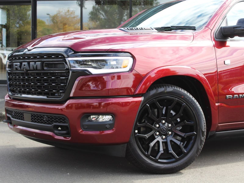2025 Ram 1500 Limited I6 RB Night image 4