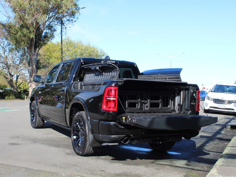 2025 Ram 1500 Limited I6 RB Night image 5