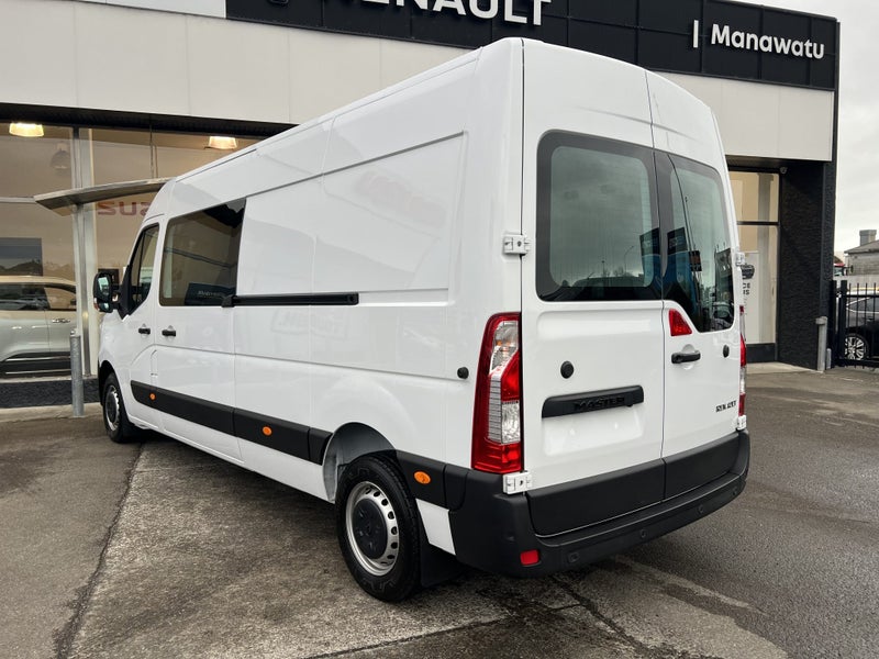 2025 Renault Master 2.3 T/D L3H2 LWB - IN STOCK... image 5