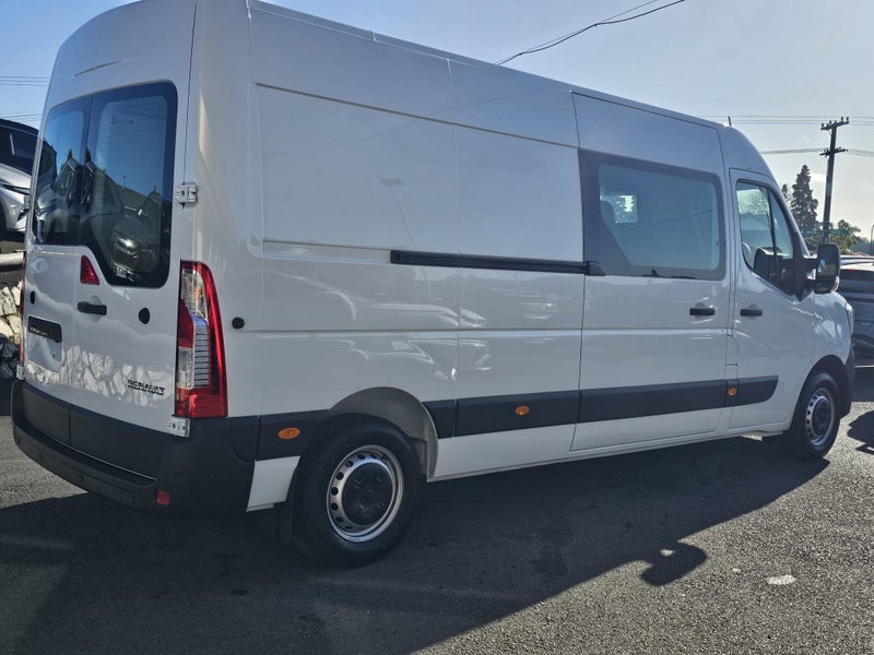 2025 Renault Master L3H2 LWB MR A image 3