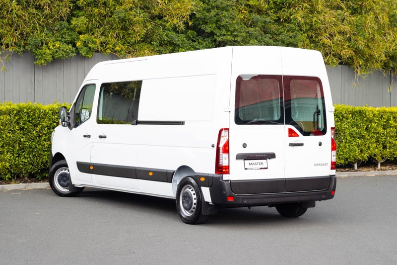 2025 Renault Master L3H2 LWB MR A image 3