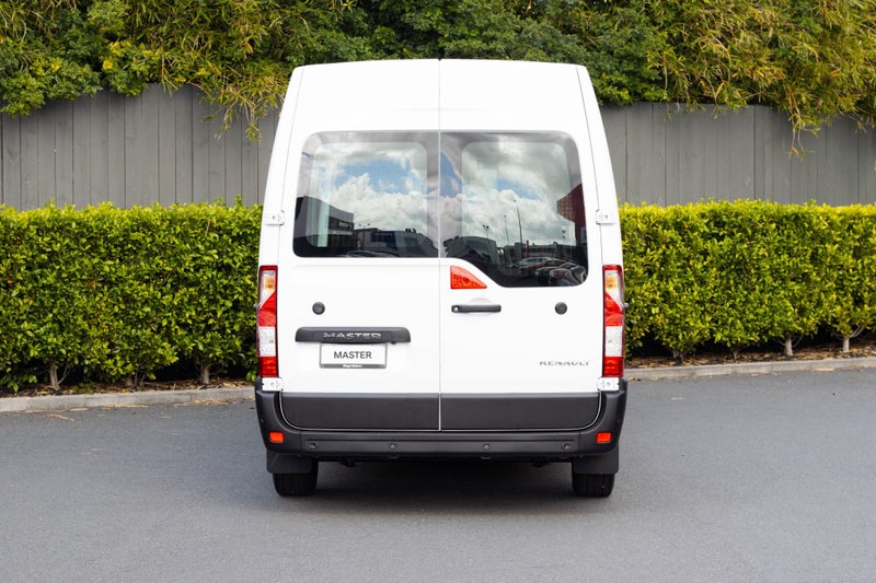 2025 Renault Master L3H2 LWB MR A image 5