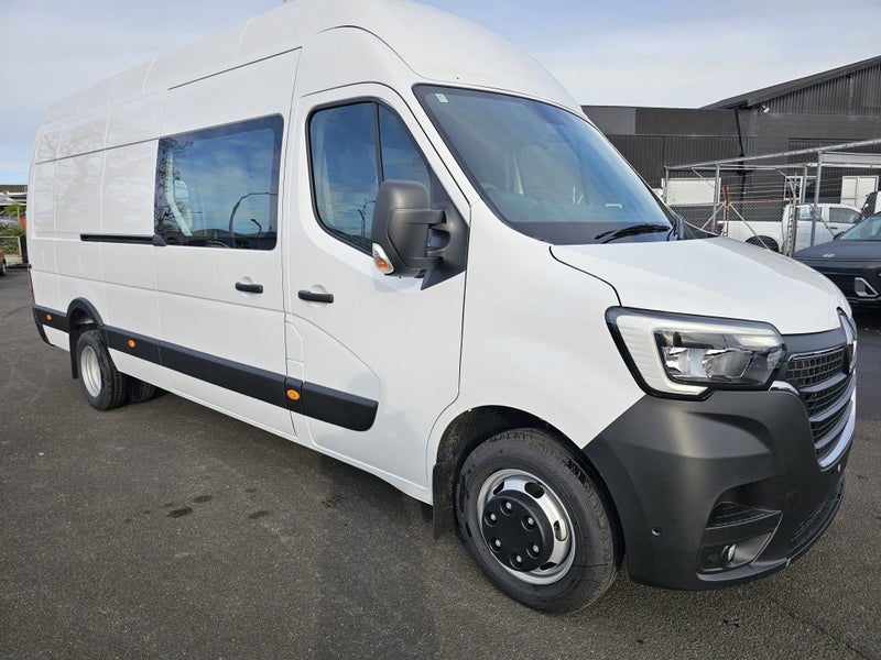 2025 Renault Master L4H3 ELWB HR M image 2