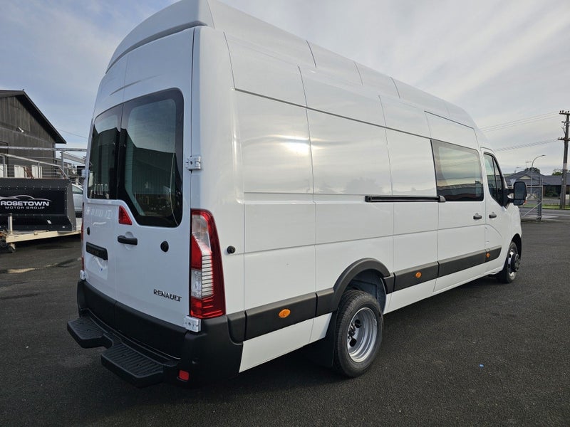 2025 Renault Master L4H3 ELWB HR M image 4