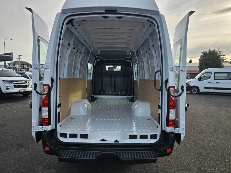2025 Renault Master L4H3 ELWB HR M image 5