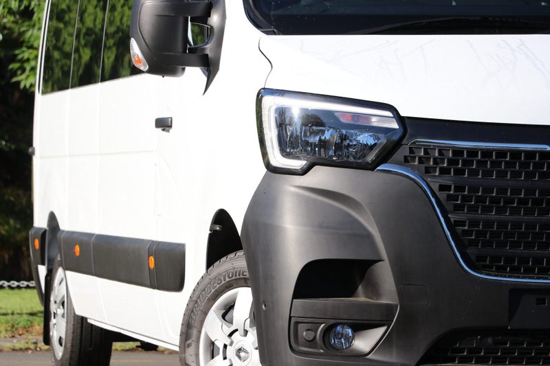 2025 Renault Master MINIBUS 2.3DT image 5