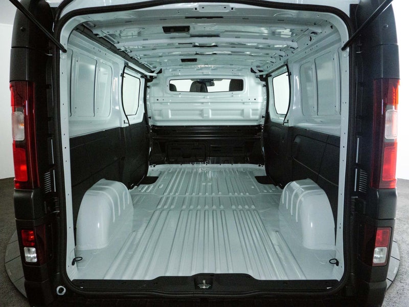 2025 Renault Trafic LWB image 5