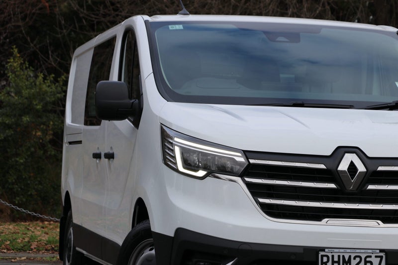 2025 Renault Trafic LWB AUTO 2.0DT image 3