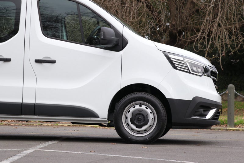 2025 Renault Trafic LWB AUTO 2.0DT image 5