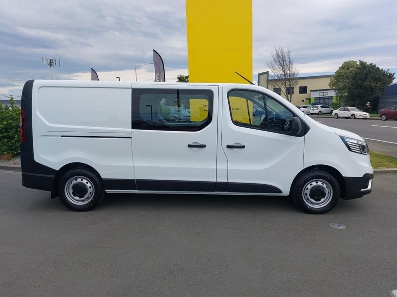 2025 Renault Trafic LWB Auto 2.0DT image 3