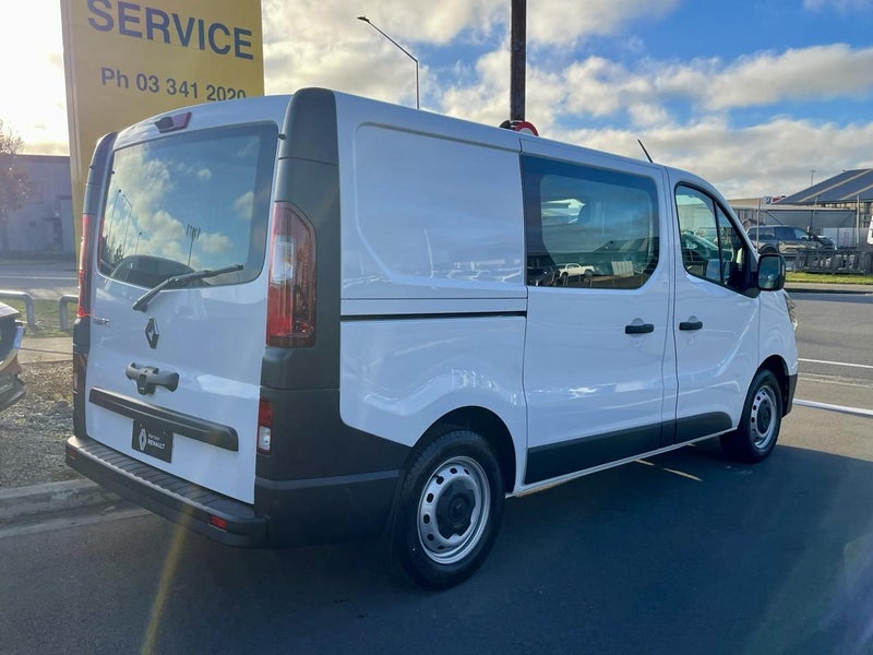 2025 Renault Trafic MWB Auto 2.0DT image 5