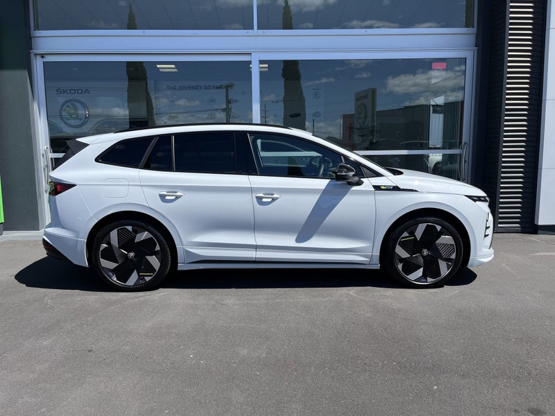 2025 Skoda Enyaq RS 85 250kW 4X4 image 2