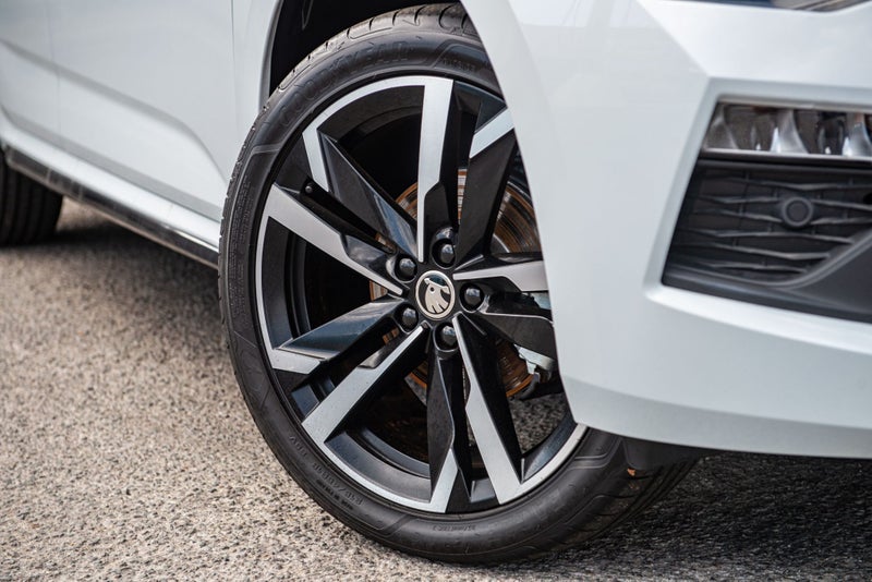2025 Skoda Kamiq Monte Carlo Tsi 110K image 5