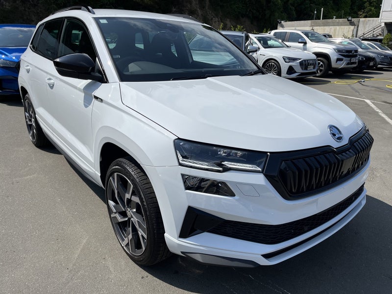 2025 Skoda Karoq Sportline 2.0 TSI 4x4 image 4