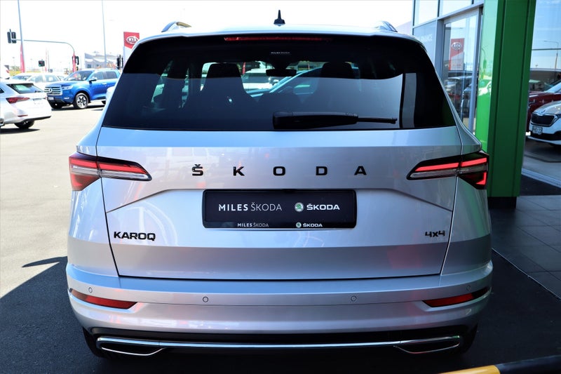 2025 Skoda Karoq Sportline 2.0L 140kW 4X4 Turbo... image 4