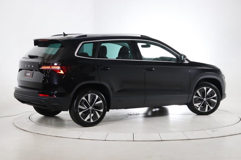 2025 Skoda Karoq TSI 110kW image 2