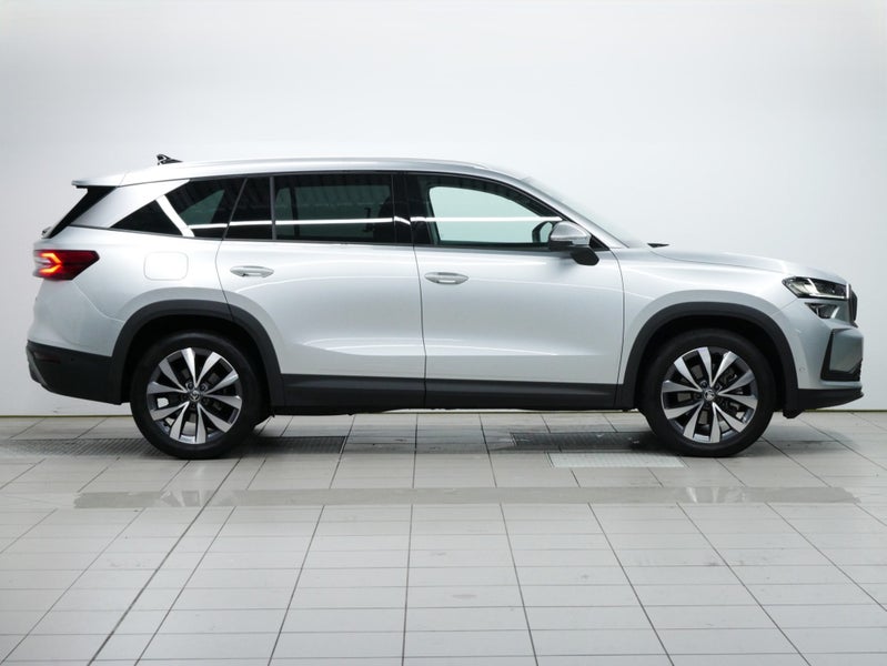 2025 Skoda Kodiaq Selection TDI 142kW image 5