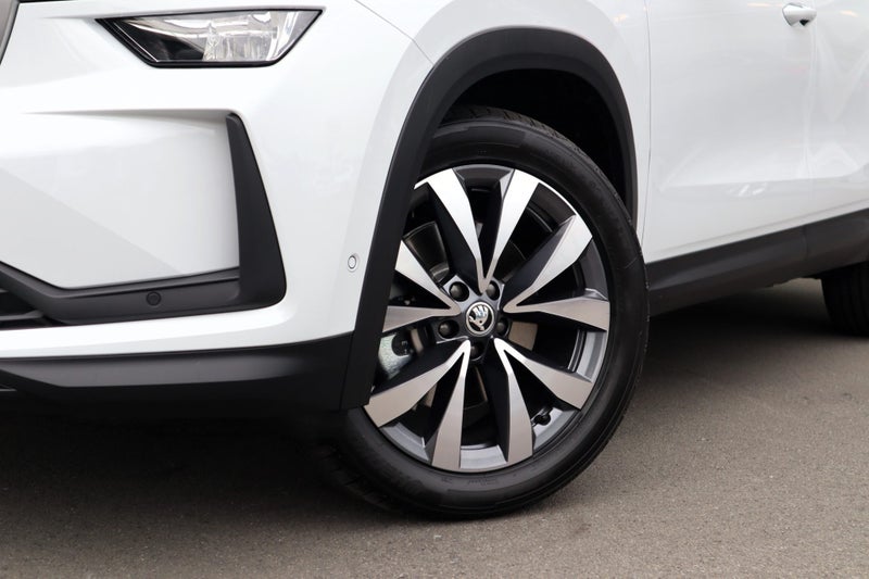 2025 Skoda Kodiaq Selection TDI 142kW Turbo Die... image 3