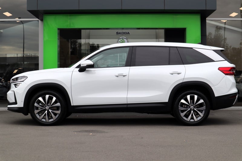 2025 Skoda Kodiaq Selection TDI 142kW Turbo Die... image 5