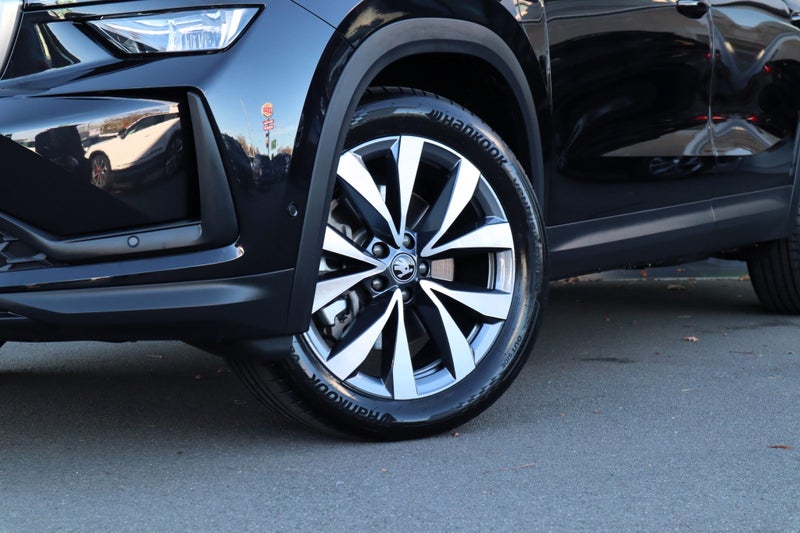 2025 Skoda Kodiaq Selection TDI 142kW Turbo Die... image 3