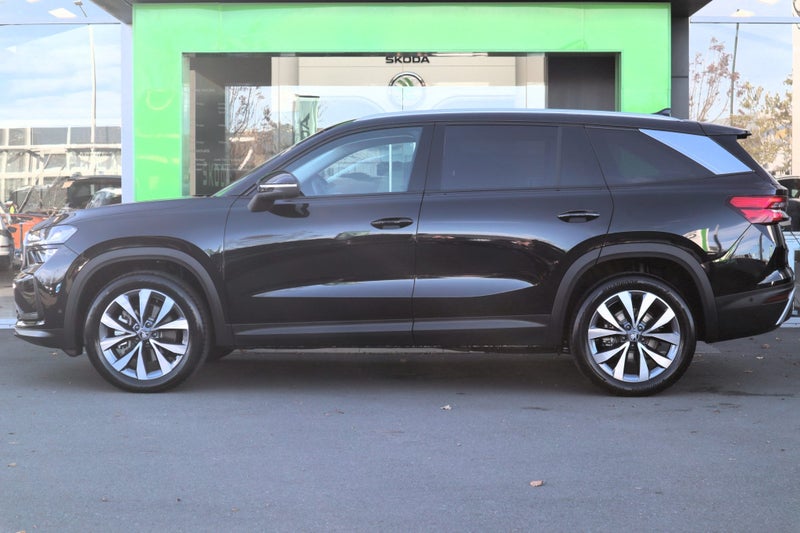 2025 Skoda Kodiaq Selection TDI 142kW Turbo Die... image 5