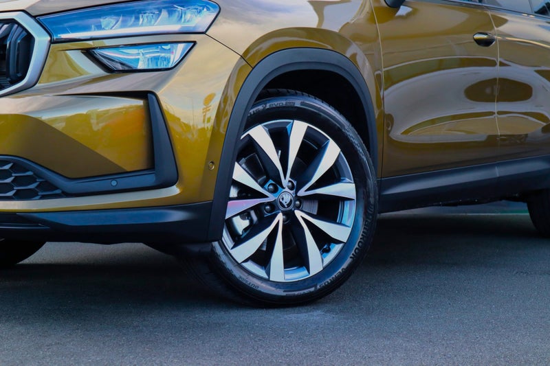 2025 Skoda Kodiaq Selection TDI 142kW Turbo Die... image 5