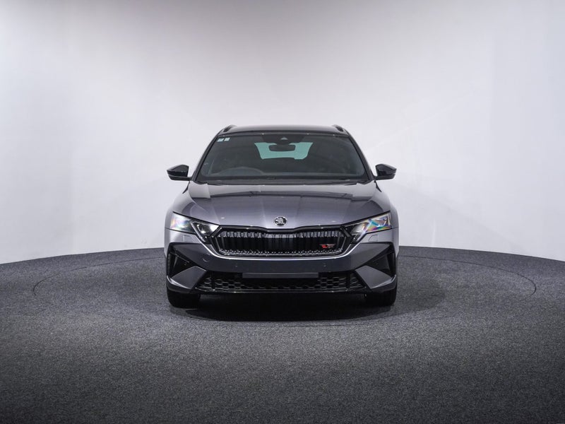 2025 Skoda Octavia RS+ Wagon 195kW image 2