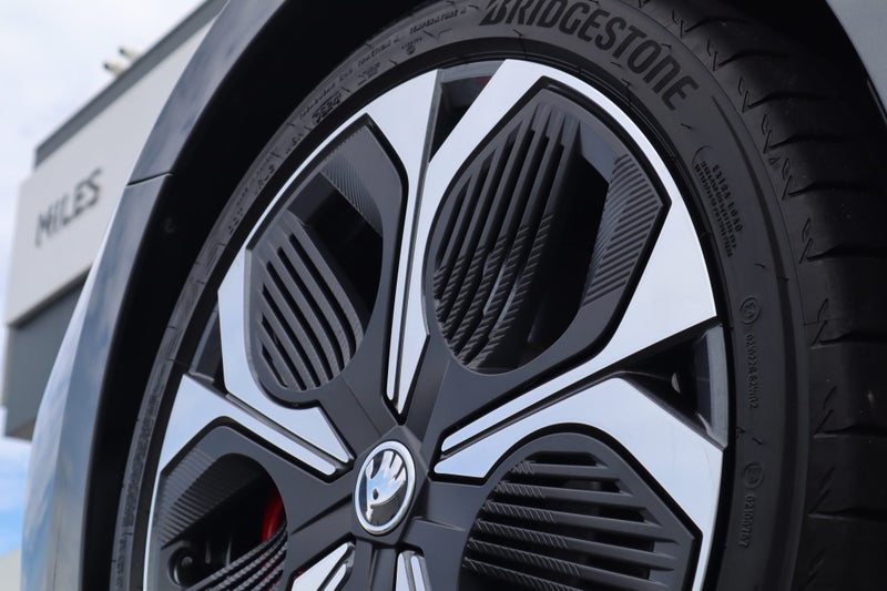 2025 Skoda Octavia RS+ Wagon 195kW 2.0L Turbo P... image 5