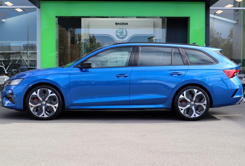2025 Skoda Octavia RS+ Wagon 195kW 2.0L Turbo P... image 4
