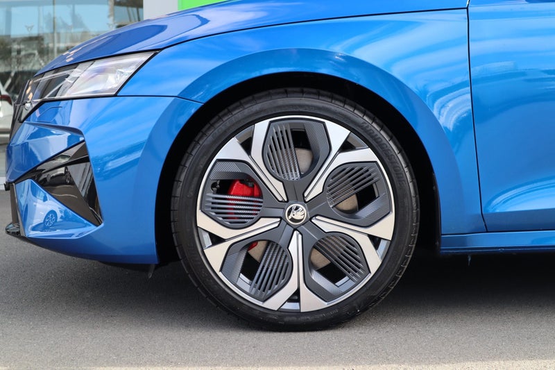 2025 Skoda Octavia RS+ Wagon 195kW 2.0L Turbo P... image 5