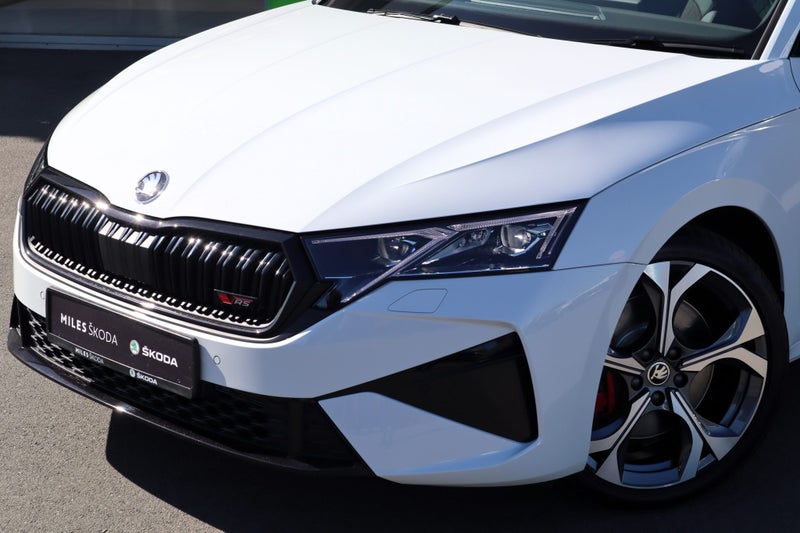 2025 Skoda Octavia RS+ Wagon 195kW 2.0L Turbo P... image 3