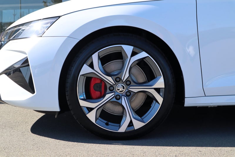 2025 Skoda Octavia RS+ Wagon 195kW 2.0L Turbo P... image 5