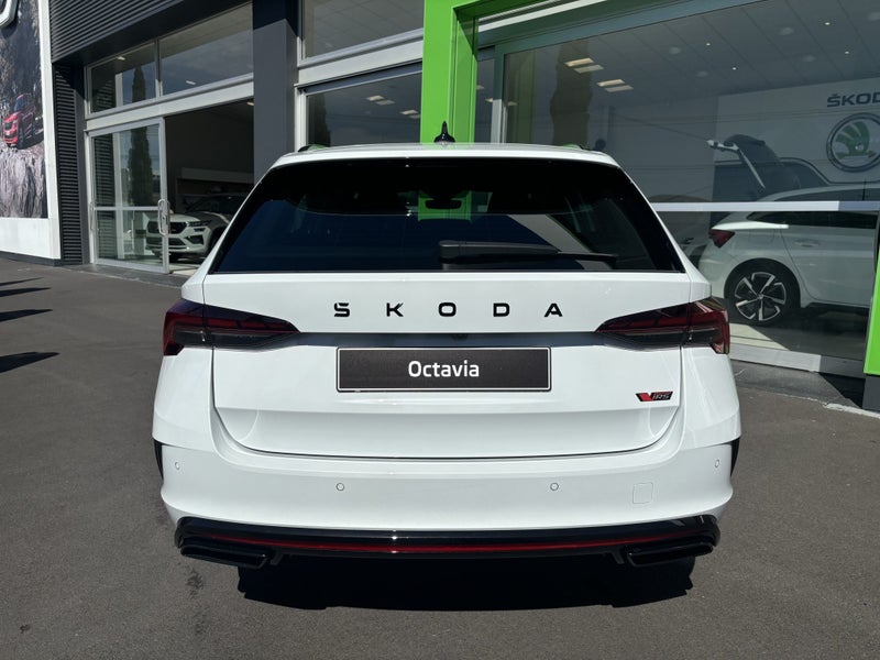 2025 Skoda Octavia RS WAGON 195kW 2.0P image 4
