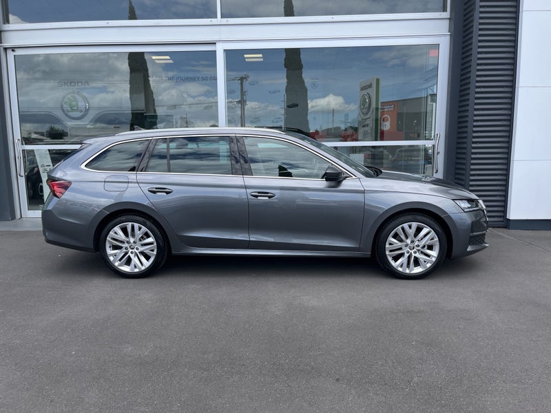 2025 Skoda Octavia Wagon 110Kw image 3