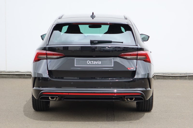 2025 Skoda Octavia Wagon RS TSI 195kW image 5