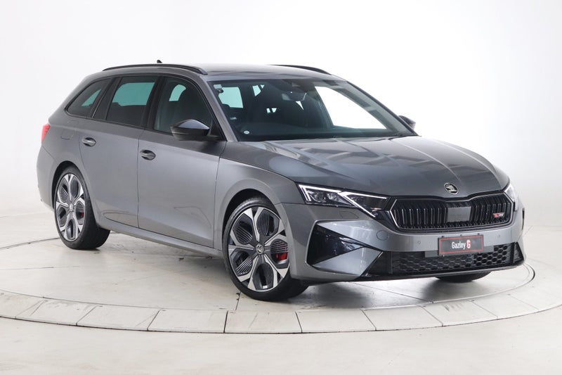 2025 Skoda Octavia Wagon RS TSI 195kW image 4