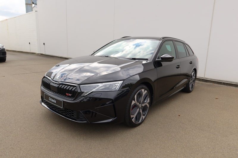2025 Skoda Octavia Wagon RS TSI 195kw image 5