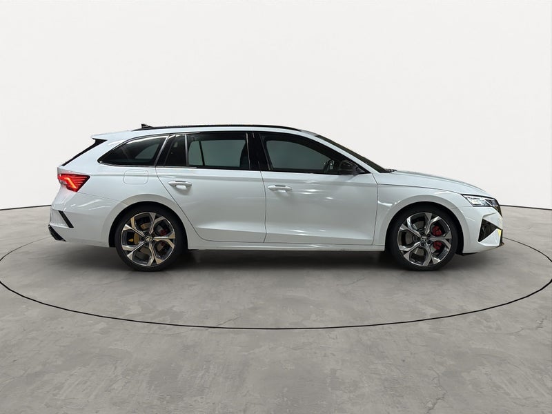 2025 Skoda Octavia Wagon RS+ TSI 195kW image 4