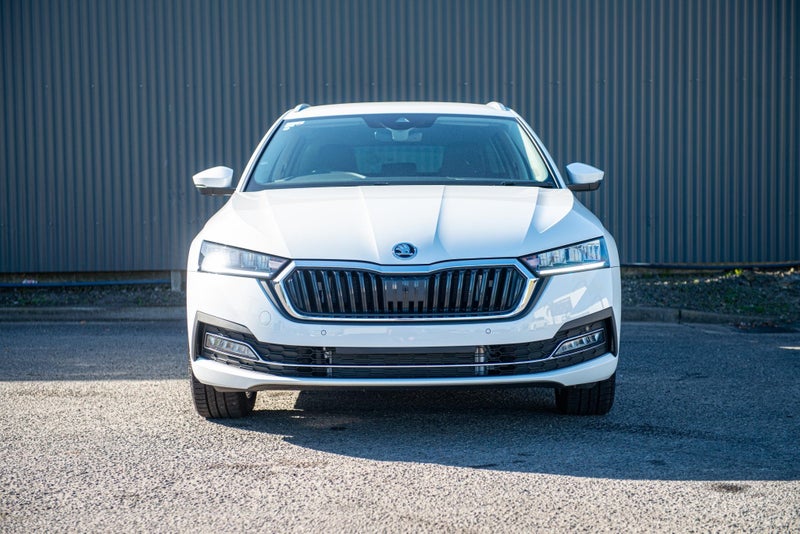 2025 Skoda Octavia Wagon Style Iv 150Kw PHEV image 2
