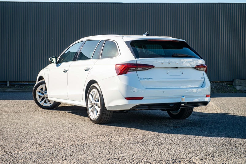 2025 Skoda Octavia Wagon Style Iv 150Kw PHEV image 3