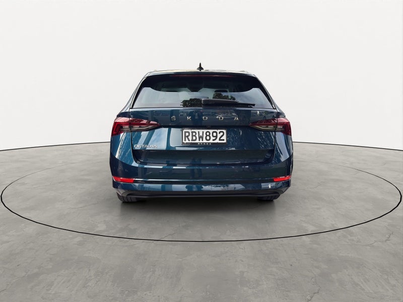 2025 Skoda Octavia Wagon Style TSI 110kW image 5