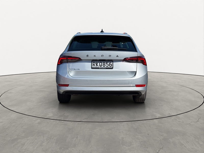 2025 Skoda Octavia Wagon Style TSI 110kW image 5