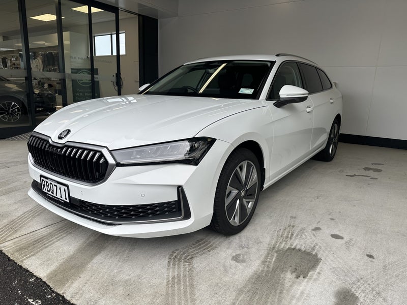 2025 Skoda Superb Wagon TSI 195kW 4x4 image 4