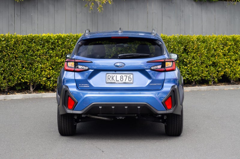 2025 Subaru Crosstrek 2.0 image 5