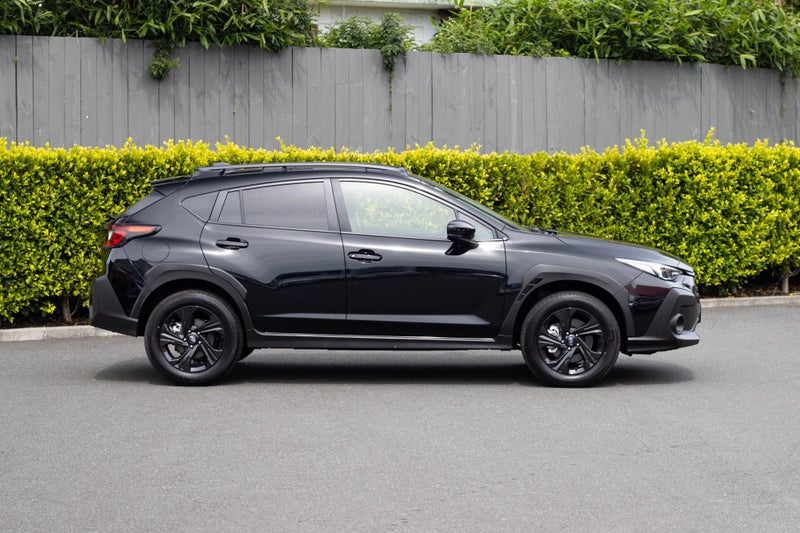 2025 Subaru Crosstrek 2.0 AWD image 2