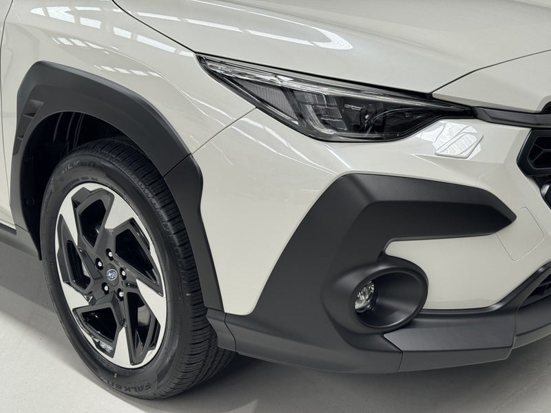 2025 Subaru Crosstrek 2.0 Premium image 4
