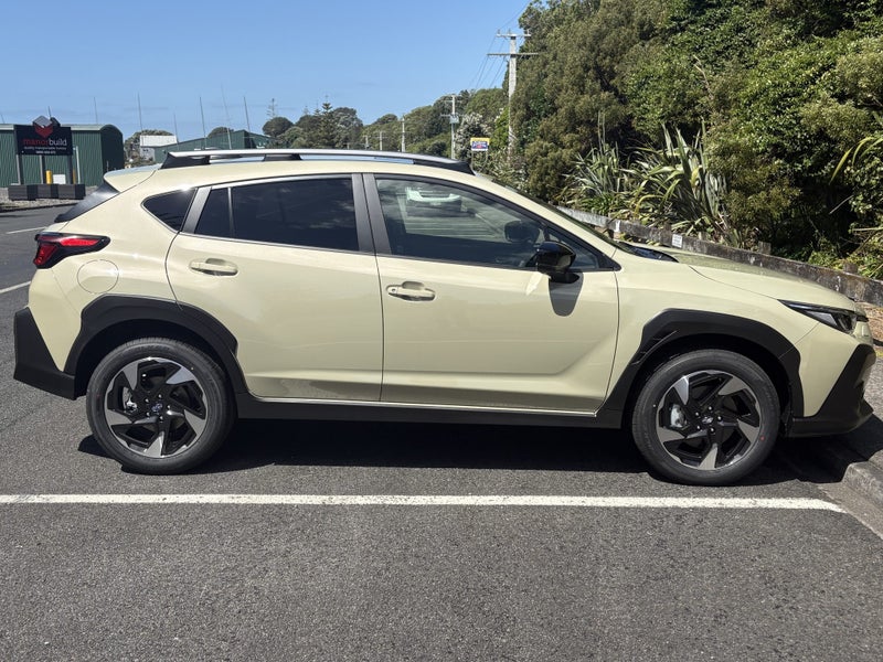 2025 Subaru Crosstrek 2.0 Premium AWD image 5