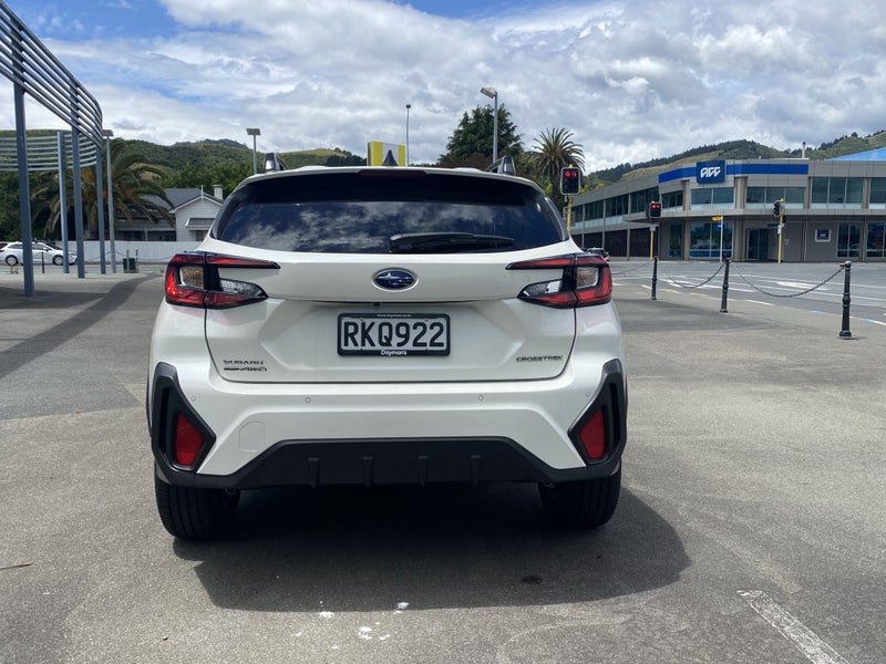 2025 Subaru Crosstrek 2.0i Auto image 4